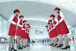 四川航空专修学院航空服务专业的就业前景?