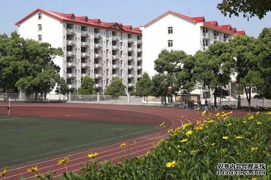 第三军医大学寝室宿舍条件与学校食堂环境图片