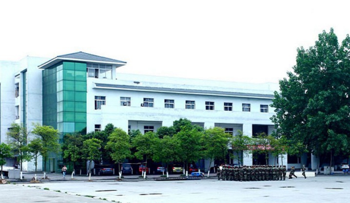 四川省弘博中等专业学校宿舍条件及图片