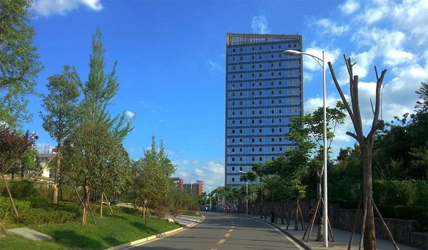 成都市工业职业技术学校