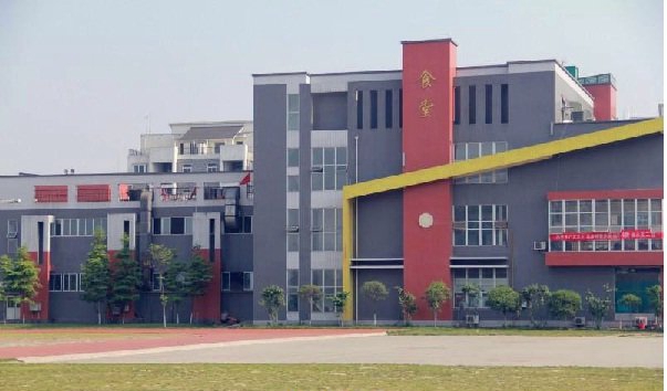 成都机电工程学校的管理如何及升学渠道如何