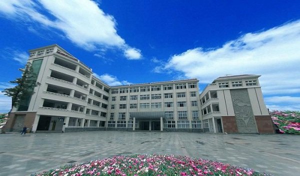 校园