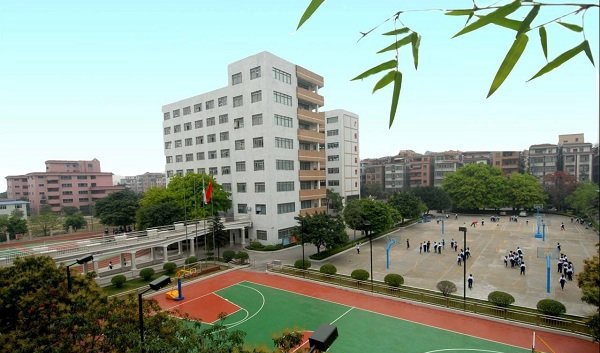 成都市温江区燎原职业技术学校