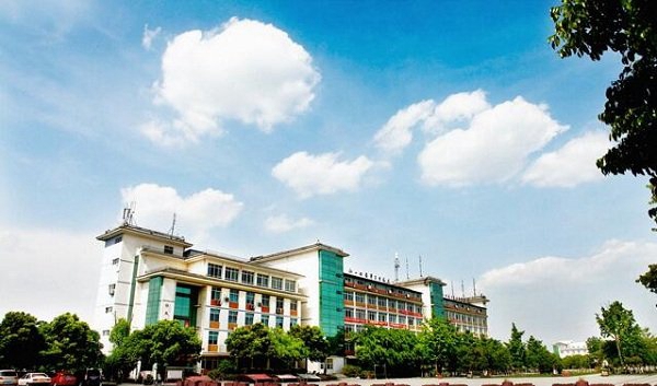四川省弘博中等专业学校