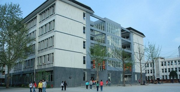 学校