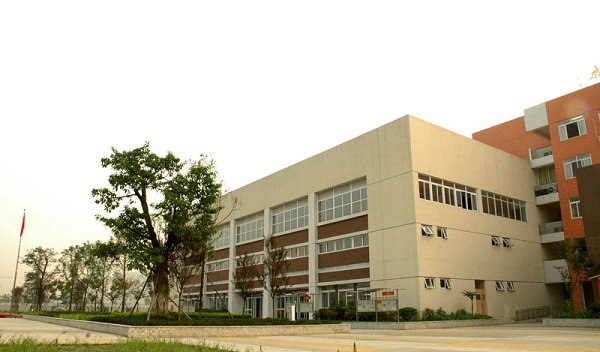 学校
