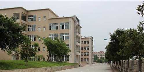 四川省绵阳财经学校助学优惠政策