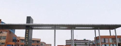 四川省商贸学校有补助吗