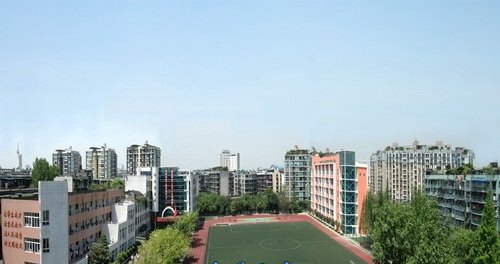 学校