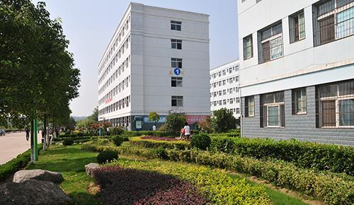 成都市育华职业技术学校助学优惠政策