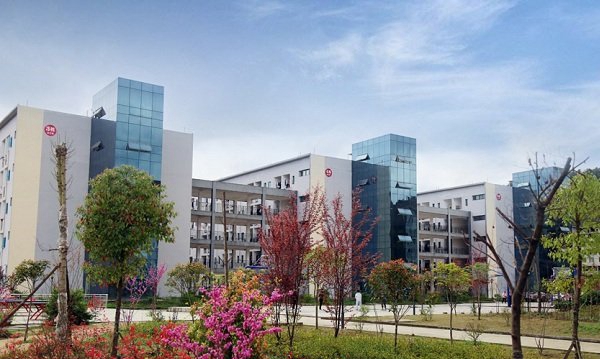 贵阳行知科技职业学校管理如_就业率怎么样
